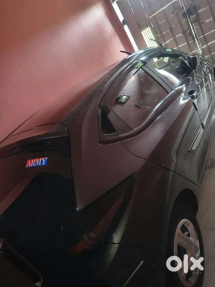 Tata Altroz 1.2 Xe 2021 Car