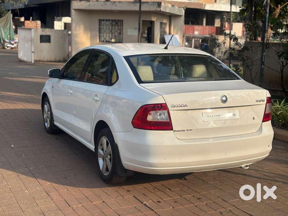 Skoda Rapid 1.6 Elegance Plus Mpi At, 2015, Petrol