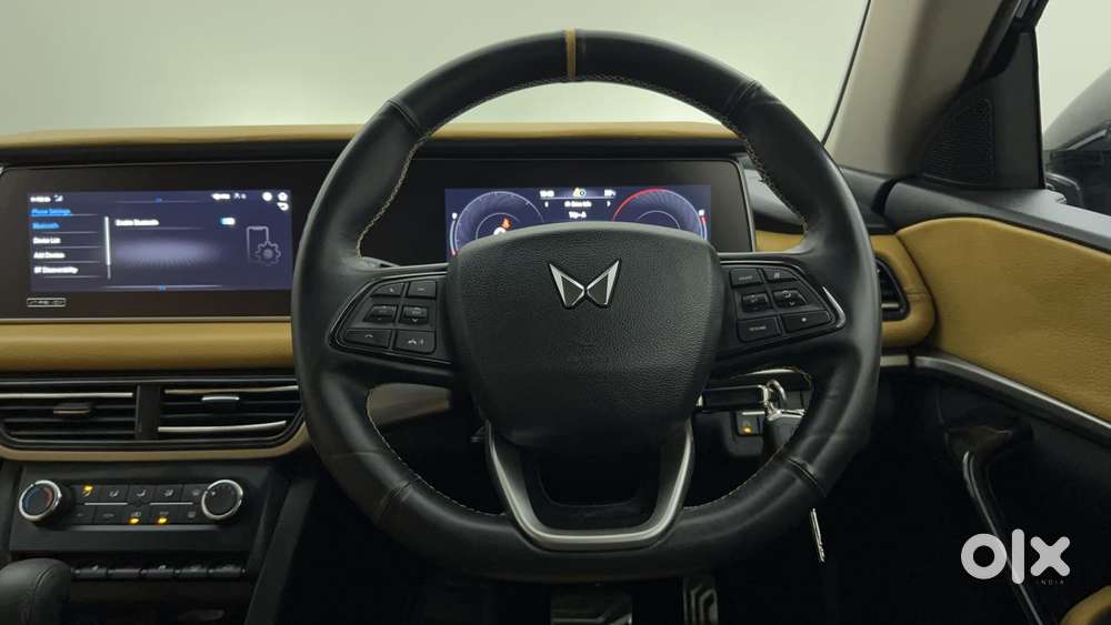 Mahindra Xuv700 2.2 Ax 5 Diesel At 7 Str, 2024, Diesel