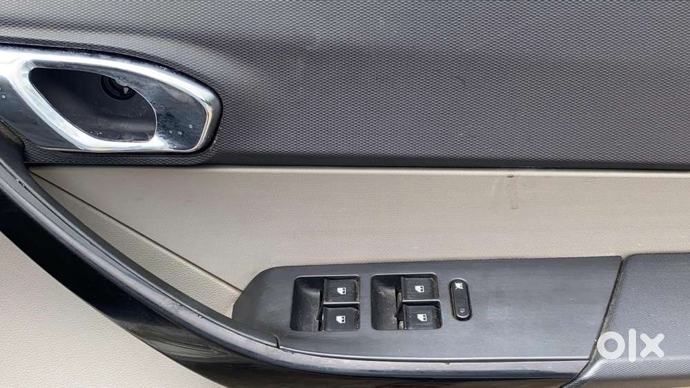 Tata Tiago 1.2 Revotron Xz, 2016, Petrol
