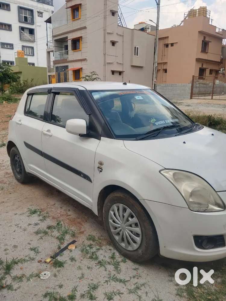 Maruti Suzuki Swift 2006 Petrol 81607 Km Driven