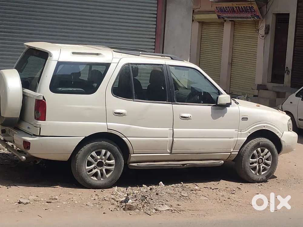 Tata Safari 2010 Diesel 150000 Km Driven