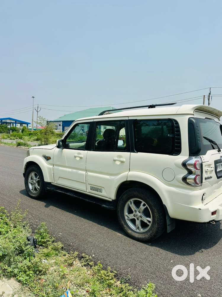 Mahindra Scorpio Diesel 2017