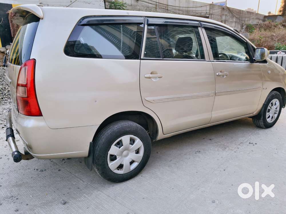 Toyota Innova 2004-2011 2.5 G4 Diesel 8-seater, 2009, Diesel