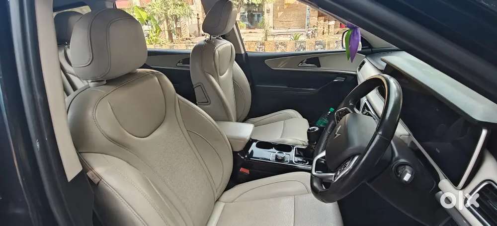 Mahindra Xuv700 2022 Diesel 100000 Km Driven