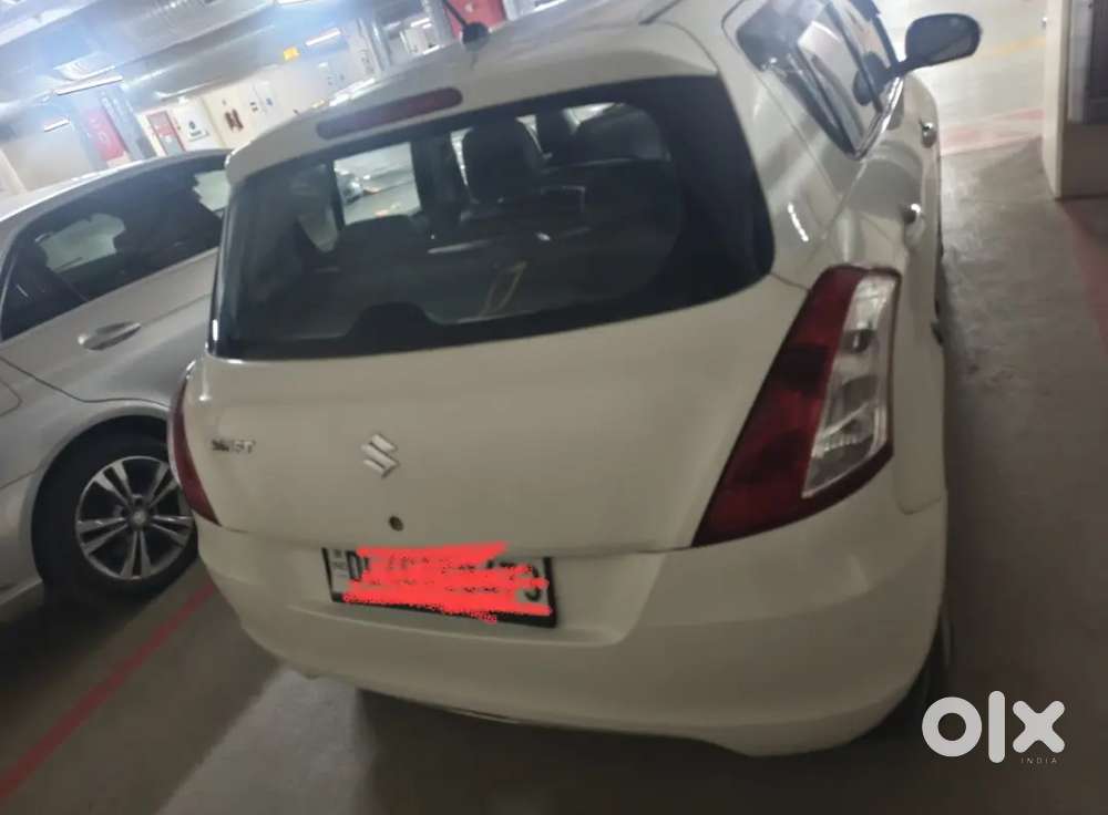 2015 Maruti Suzuki Swift Vxi Optional