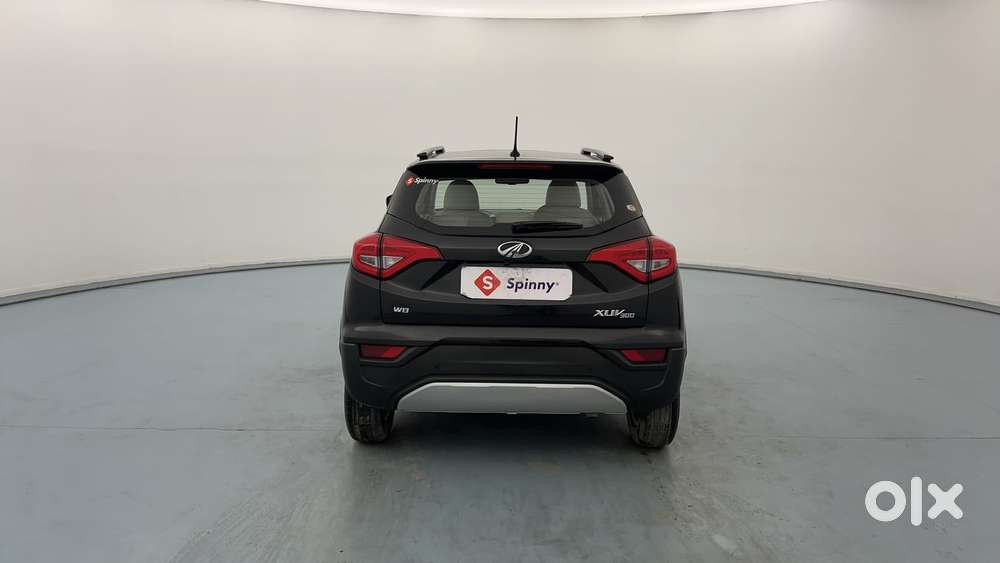 Mahindra Xuv300 W8 Option, 2022, Petrol