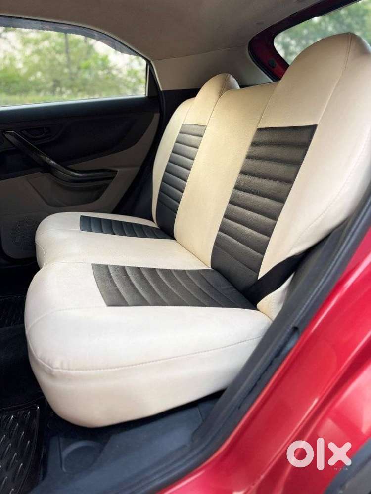 Tata Nexon 1.2 Revotron Xm (s), 2018, Petrol