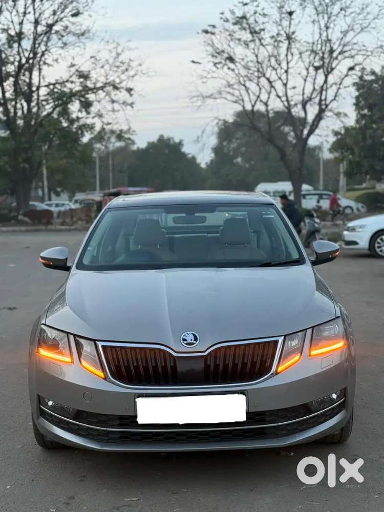 Skoda Octavia/ Petrol/ Automatic