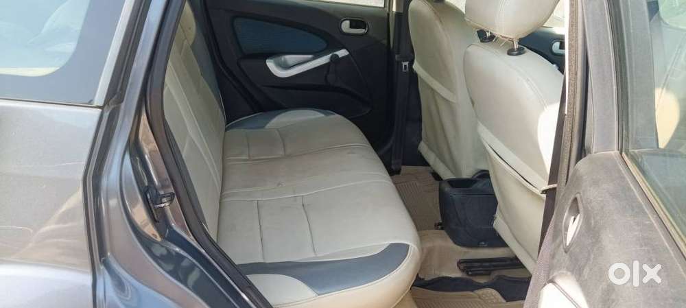 Ford Figo 1.4 Duratorq Diesel Titanium, 2015, Diesel