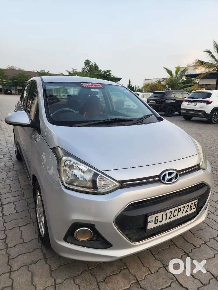 Hyundai Xcent 2015 Diesel Well Maintained Top Model