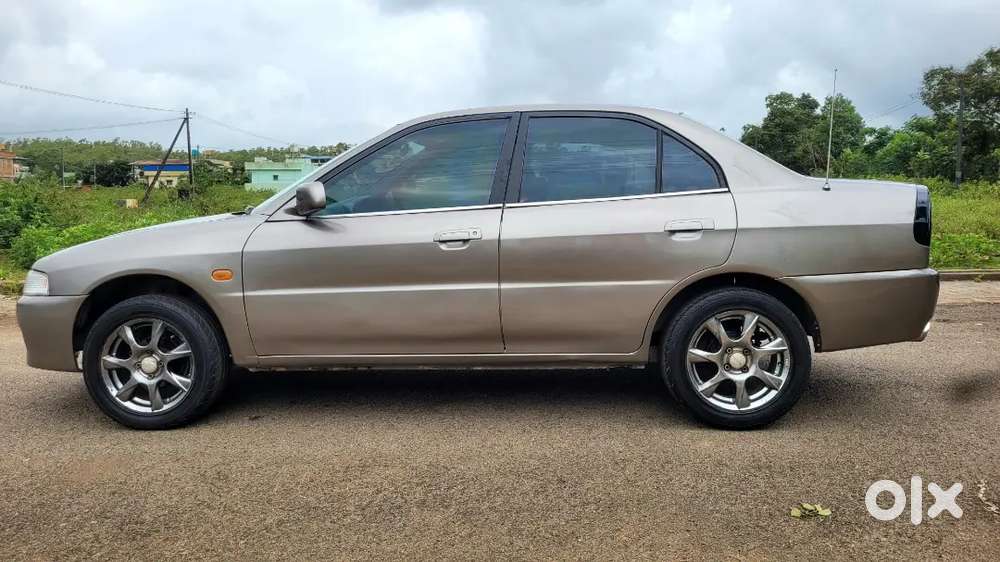 Mitsubishi Lancer 1999 Manual Km Driven