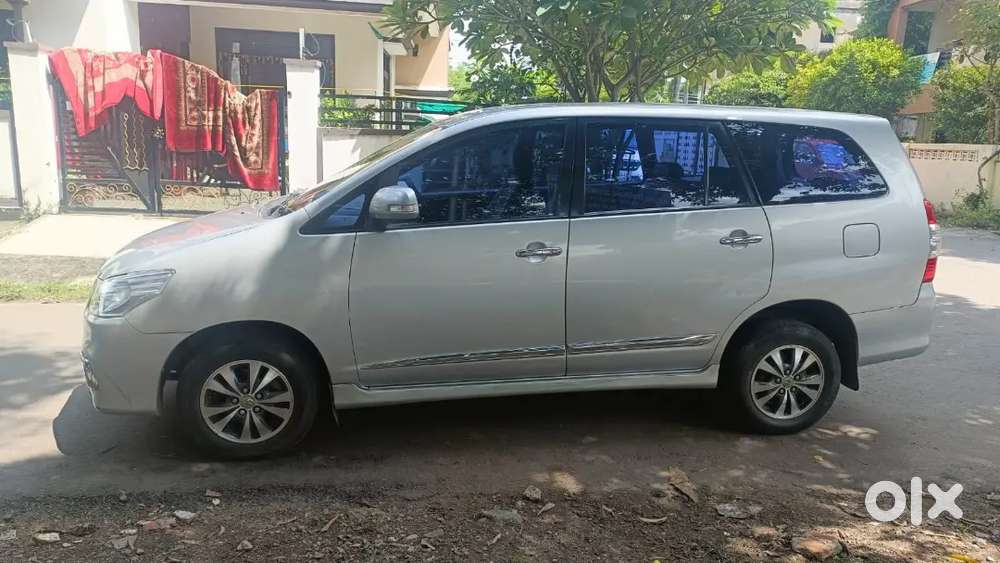 Toyota Innova 7 Str 2015