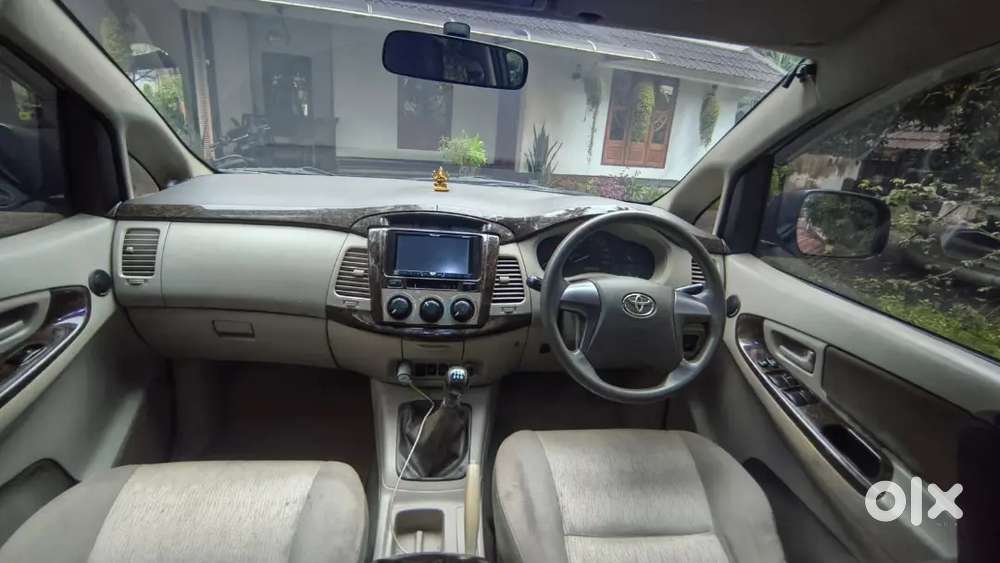 Toyota Innova 2.5 G 2014 Diesel 7 Seater