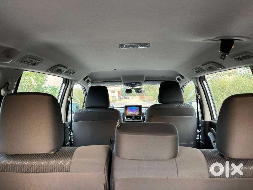 Toyota Innova Hycross 2.0 Gx 8 Str, 2025, Petrol