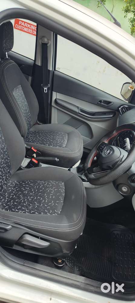 Tata Tiago 1.2 Revotron Xt (o), 2023, Petrol