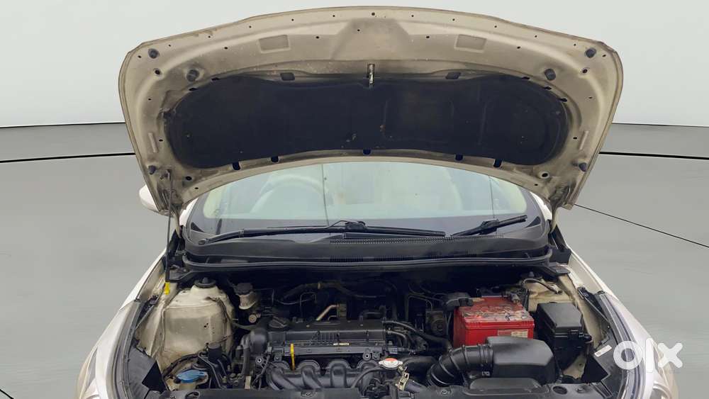Hyundai Verna [ ] Fluidic 4s 1.6 Vtvt Sx, 2015, Petrol