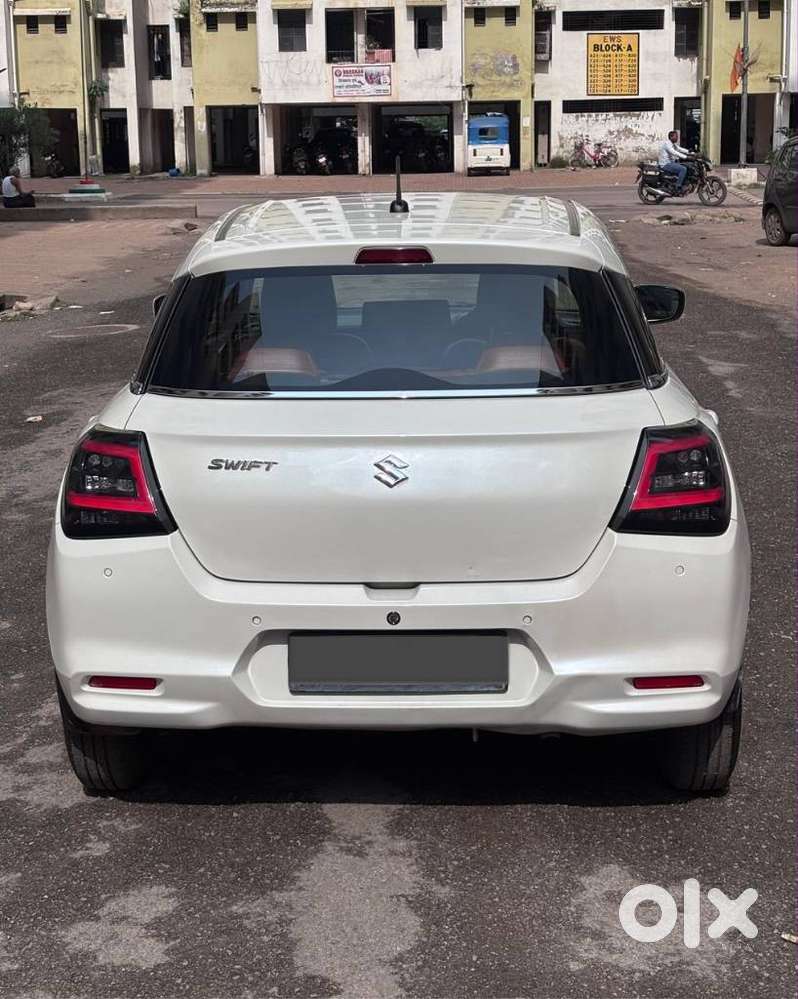 Maruti Suzuki Swift 1.2 Vxi (o), 2024, Petrol