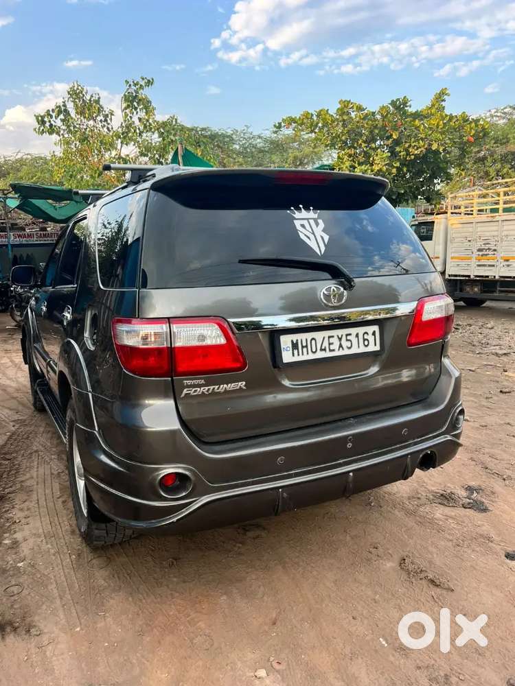 Toyota Fortuner Diesel 2011 Manual 4x4