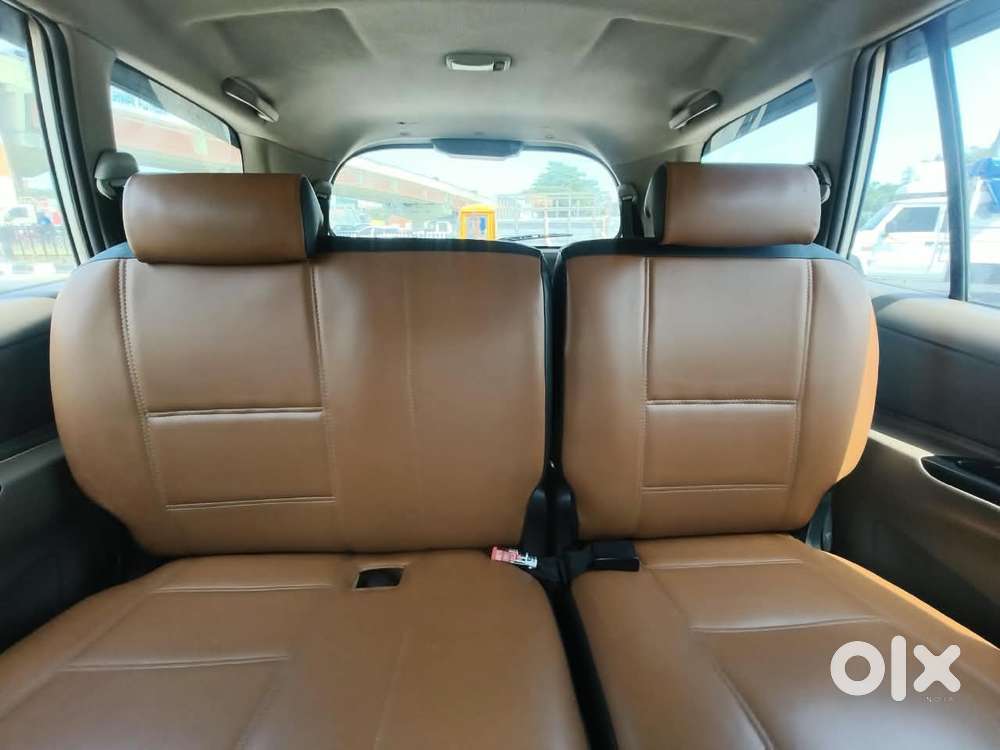 Toyota Innova 2.5 G (diesel) 8 Seater, 2015, Diesel