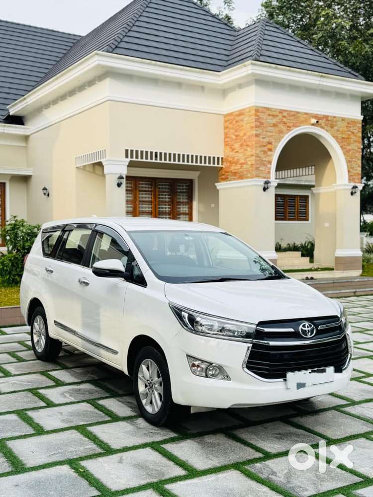 Toyota Innova Crysta