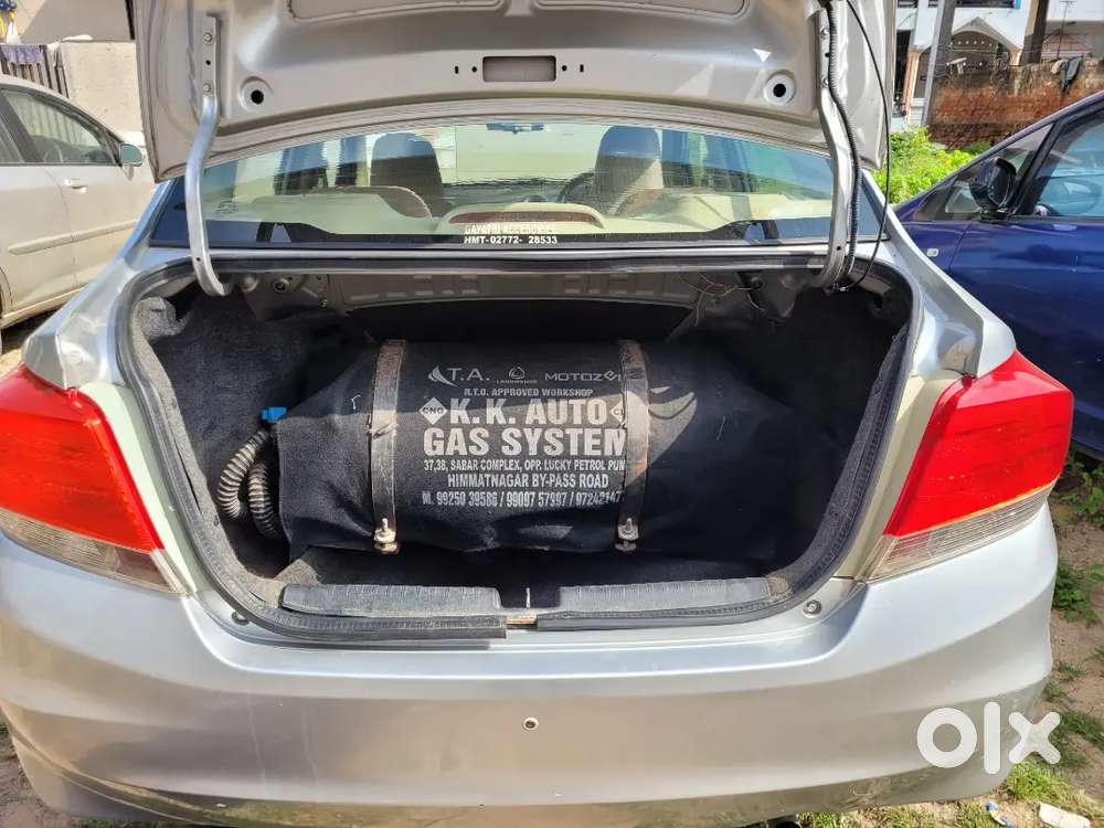 Honda Amaze 2014 Cng & Hybrids 92000 Km Driven
