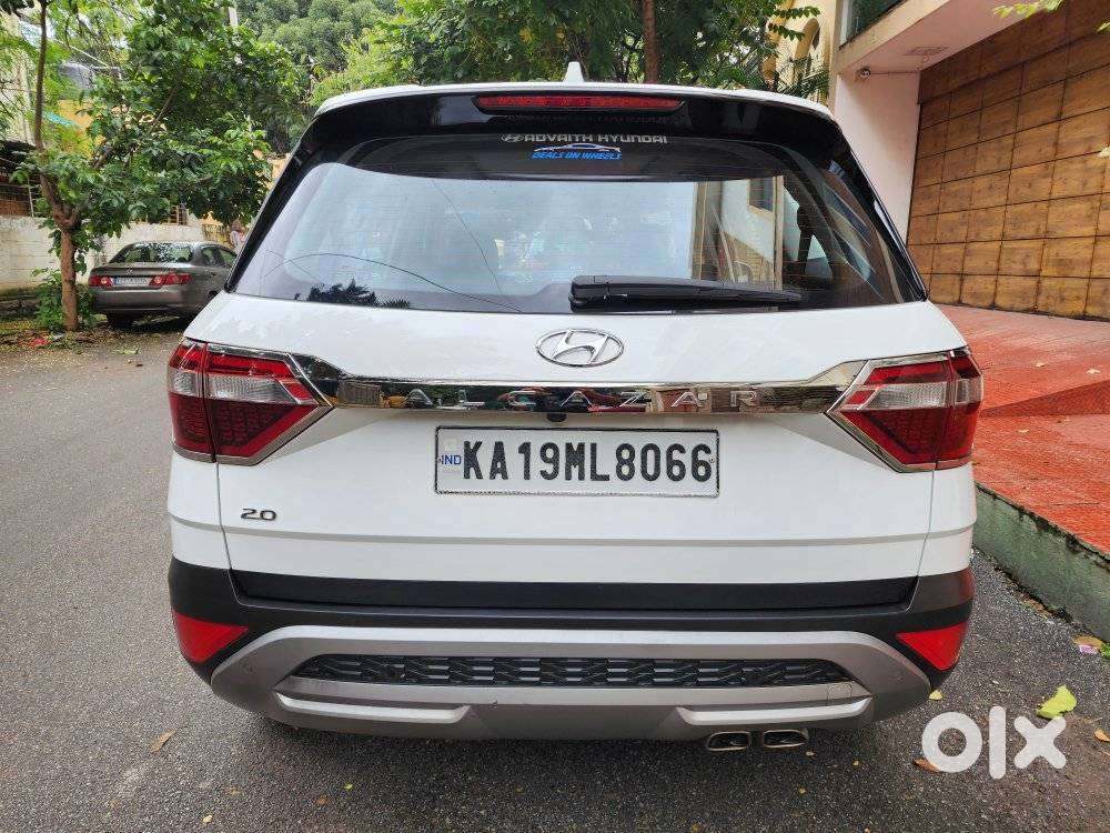 Hyundai Alcazar Platinum, 2021, Petrol