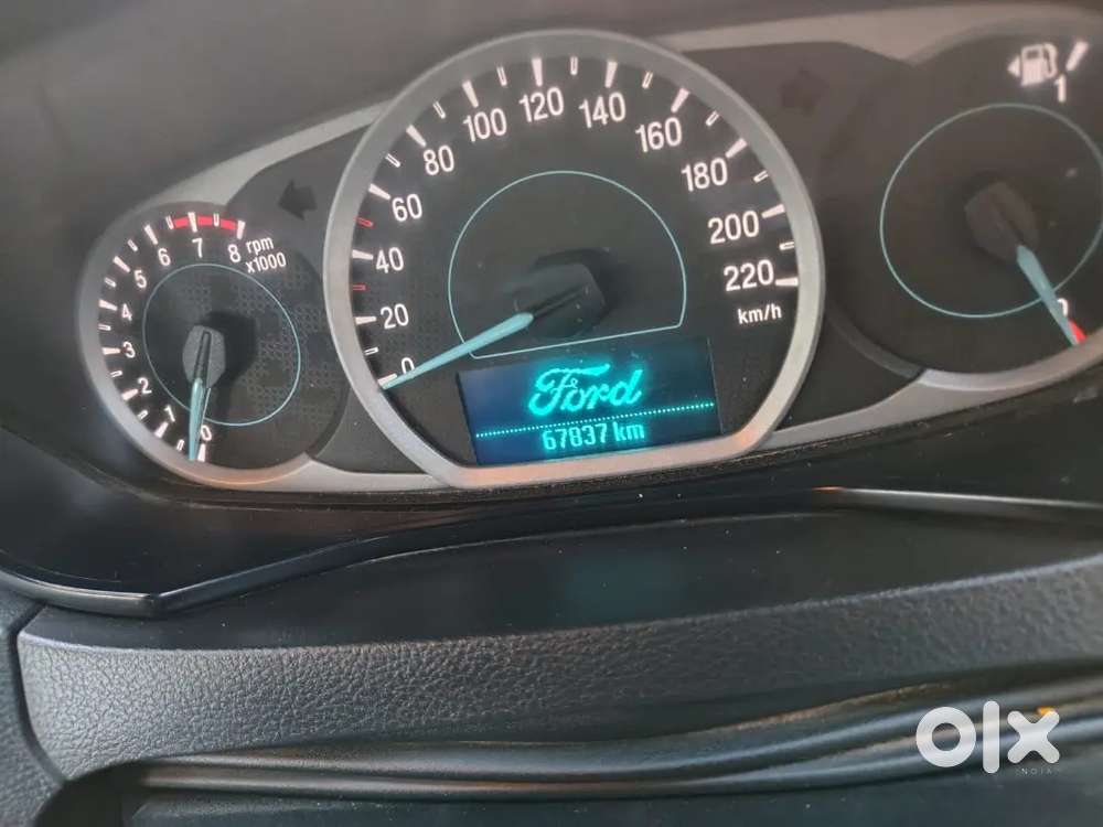 Push Butten Start New Tyre All Original Paint New Stepni Petrol +cng