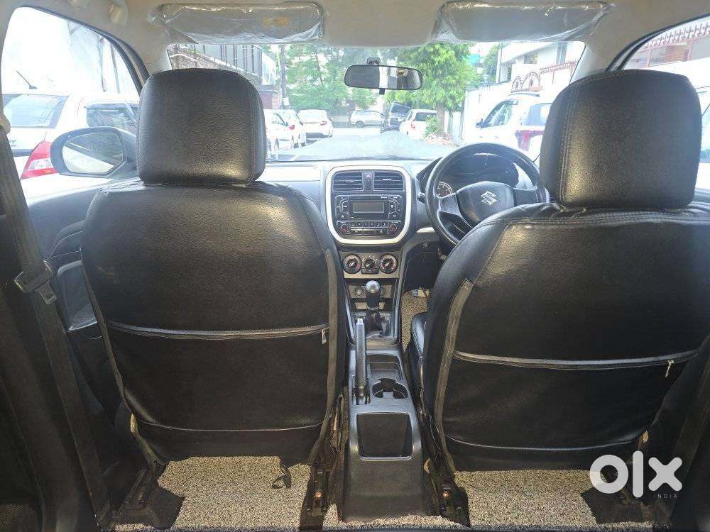 Maruti Suzuki Brezza Vxi At, 2020, Petrol