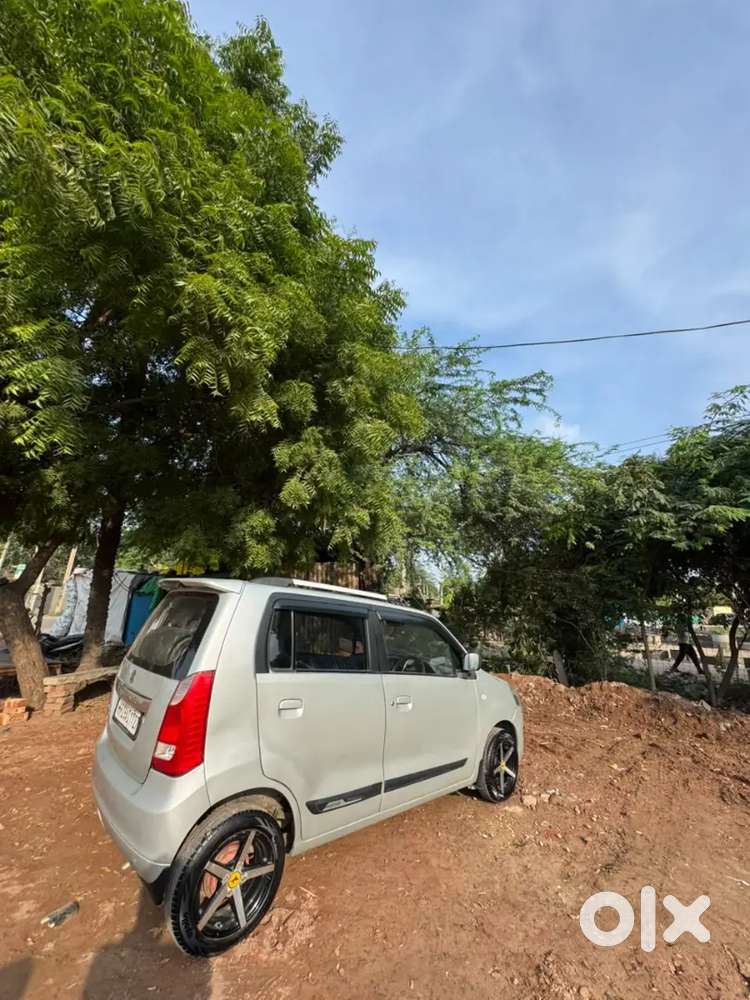 Maruti Suzuki Wagon R 2012-2013 Company Green Cng