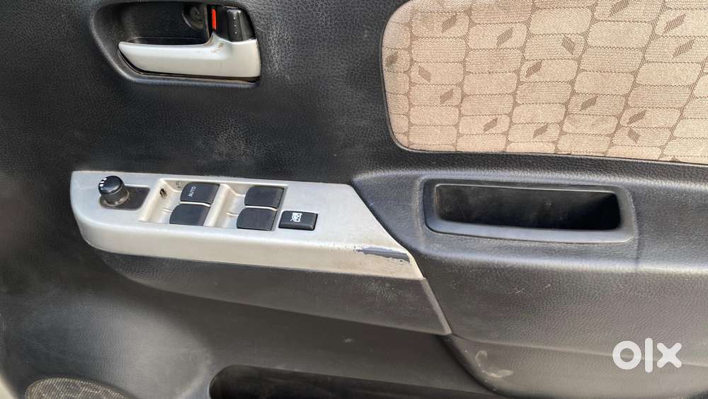 Maruti Suzuki Wagon R 1.0 Vxi, 2013, Petrol