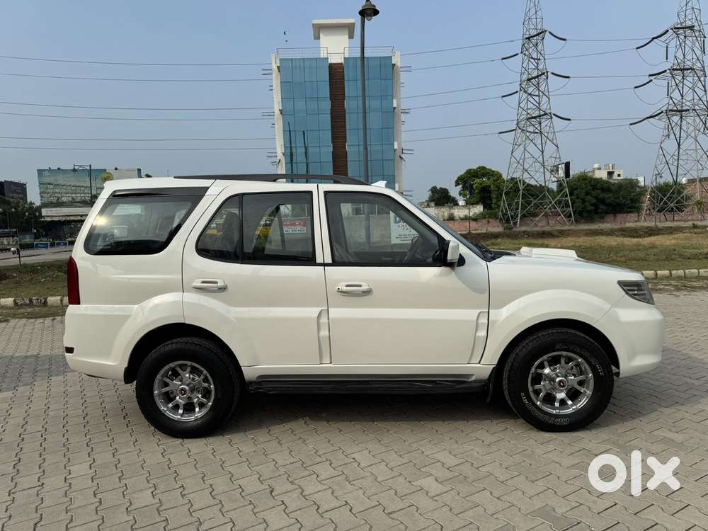 Tata Safari Storme Lx, 2014, Diesel