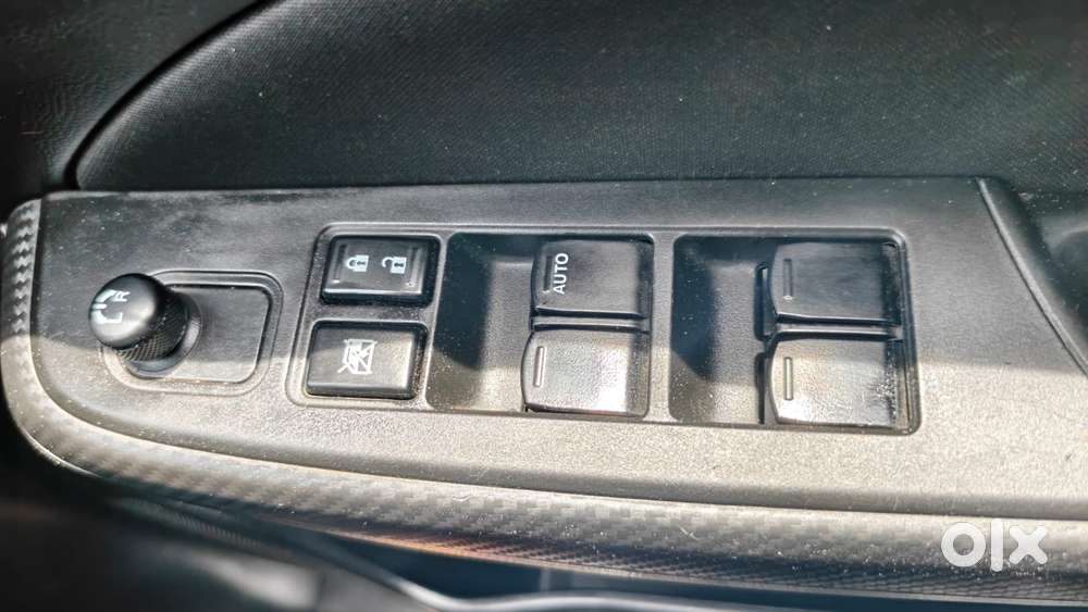 Maruti Suzuki Swift Vxi, 2021, Petrol