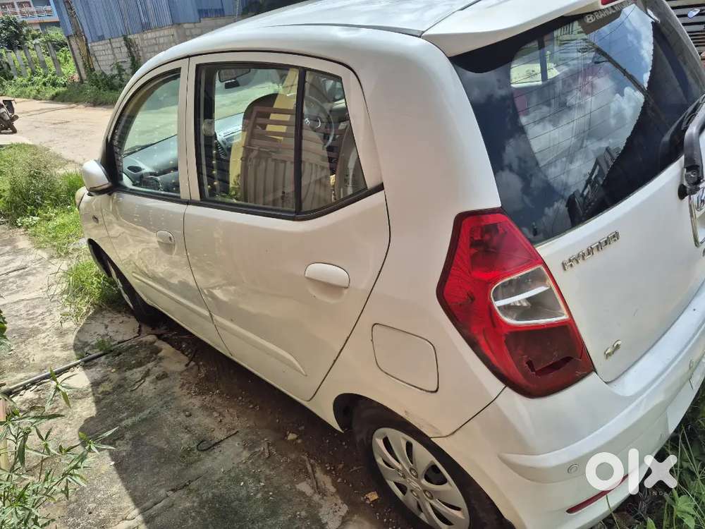 Hyundai I10 2011 Petrol Well Maintained