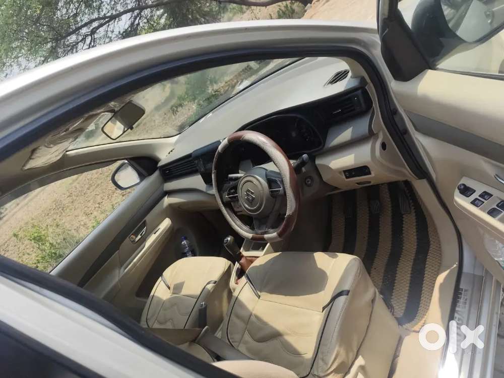 Maruti Suzuki Ertiga Vxi 2022