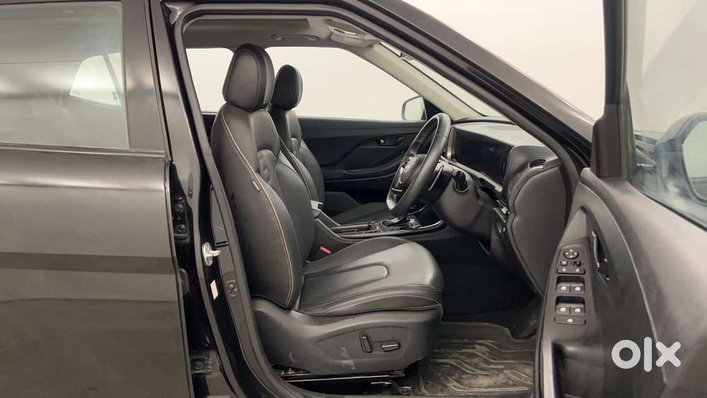Hyundai Creta Sx (o) 1.5 Petrol Cvt Knight, 2025, Petrol