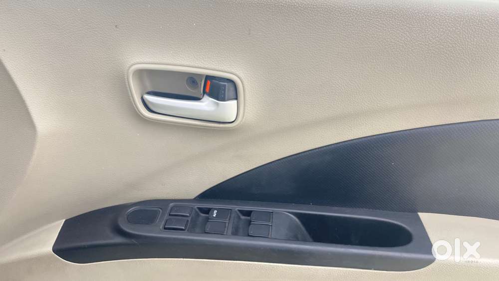 Maruti Suzuki Celerio Vxi At, 2017, Petrol