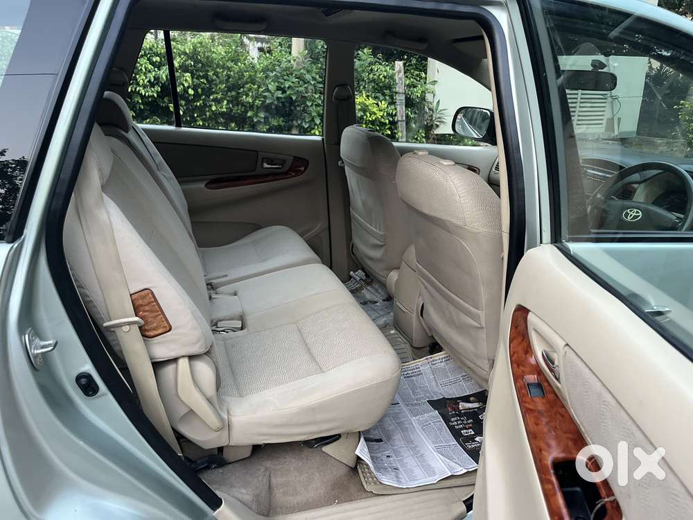 Toyota Innova 2.5 Vx (diesel) 7 Seater Bs Iv, 2009, Diesel