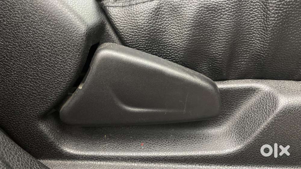 Renault Kwid 2019-ongoing 1.0 Rxt Amt (o), 2020, Petrol