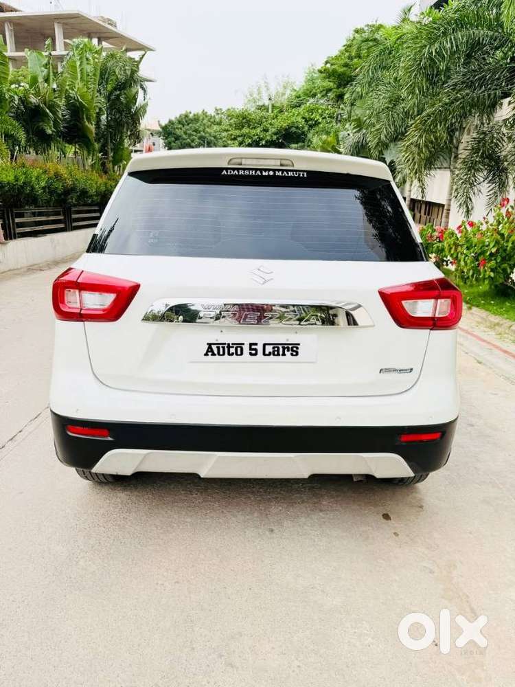 Maruti Suzuki Vitara Brezza 1.5 Vxi At, 2021, Petrol
