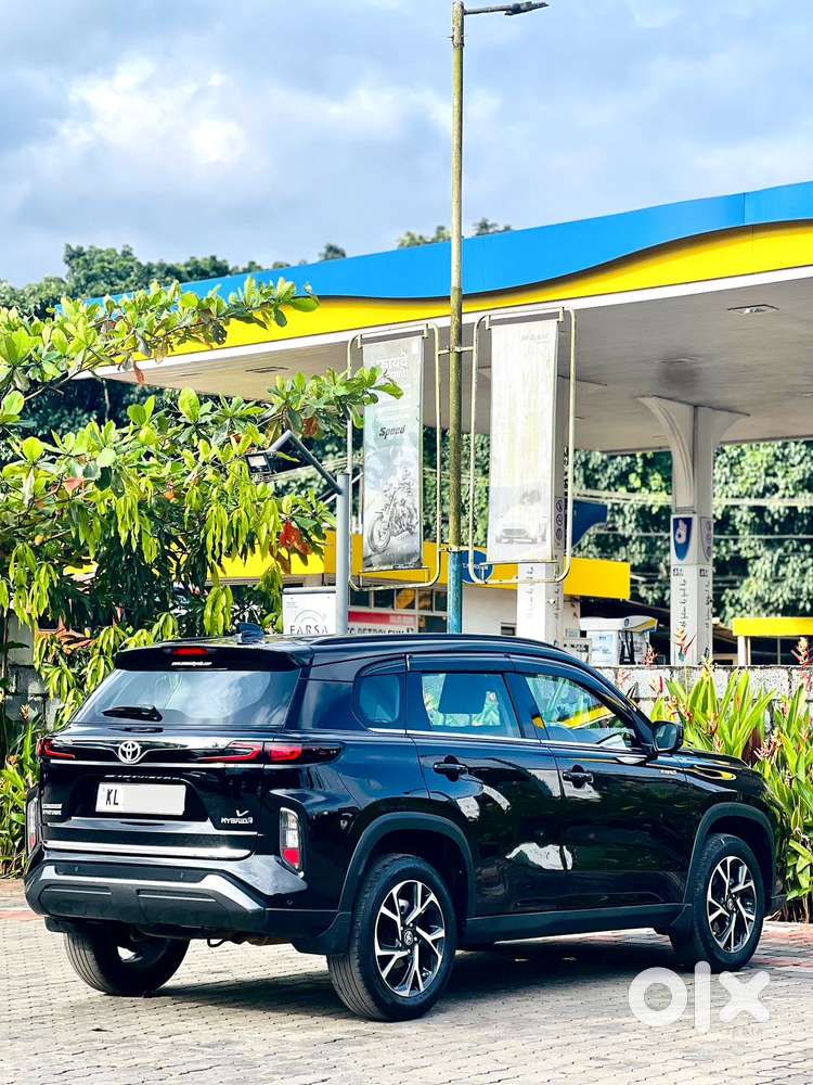 Toyota Urban Cruiser Hyryder V Hybrid Aero Edition, 2023, Petrol