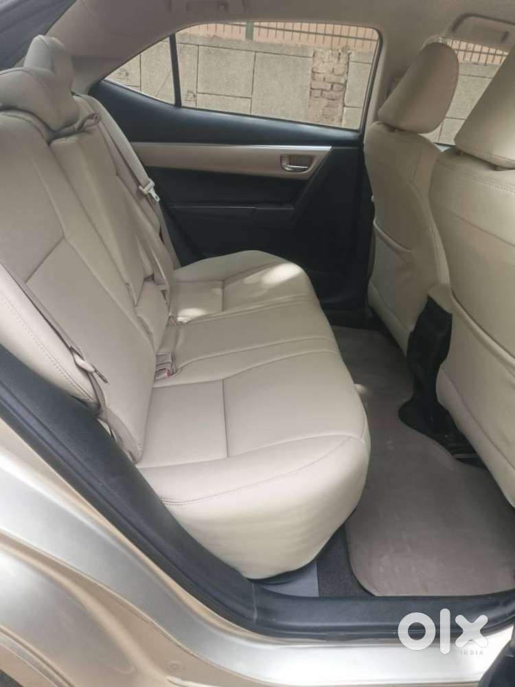 Toyota Corolla Altis Vl, 2015, Petrol