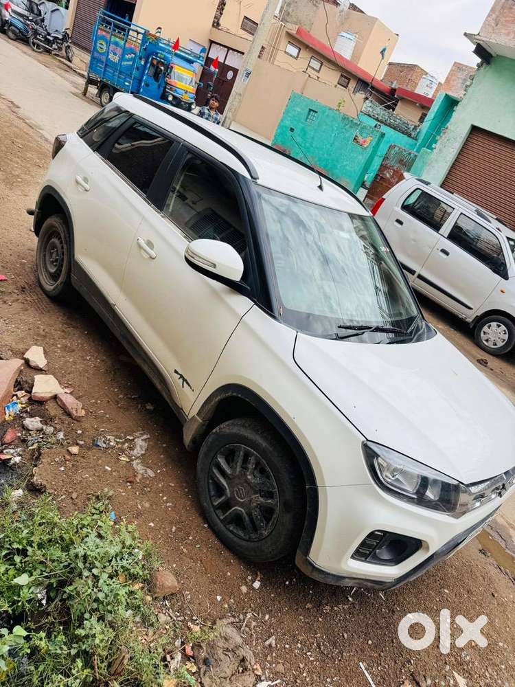 Maruti Suzuki Brezza Lxi 2020