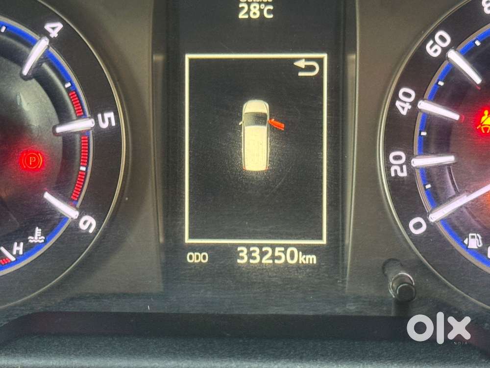 Toyota Innova Crysta 2.4 V, 2025, Diesel