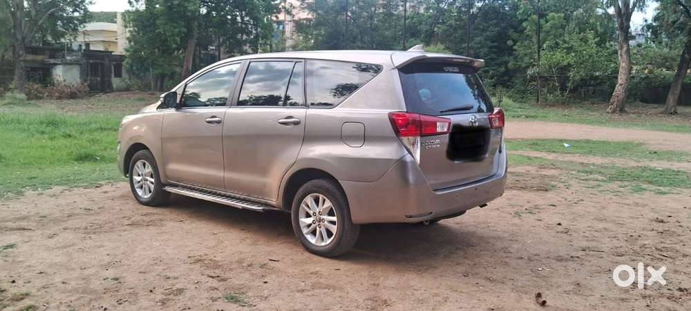 Toyota Innova Crysta 2017 Diesel 118000 Km Driven