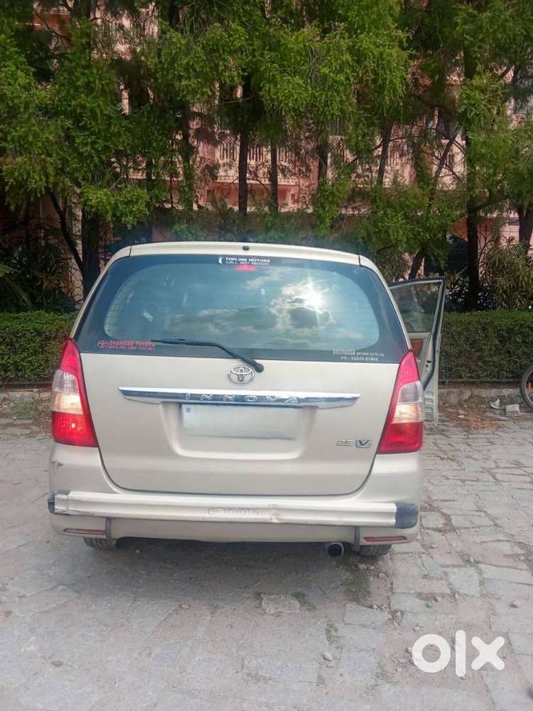 Toyota Innova 2.5 V 7 Str, 2013, Diesel