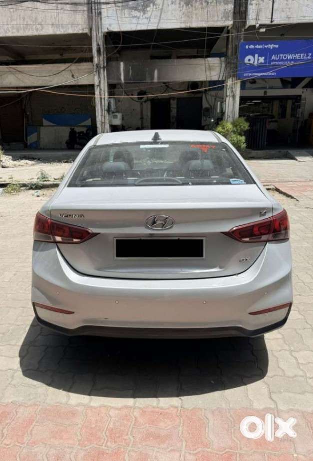 Hyundai Verna 1.5 Sx (o) Petrol Mt, 2018, Petrol