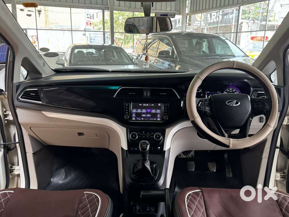 Mahindra Marazzo 1.5 M6 Plus 7 Str, 2021, Diesel