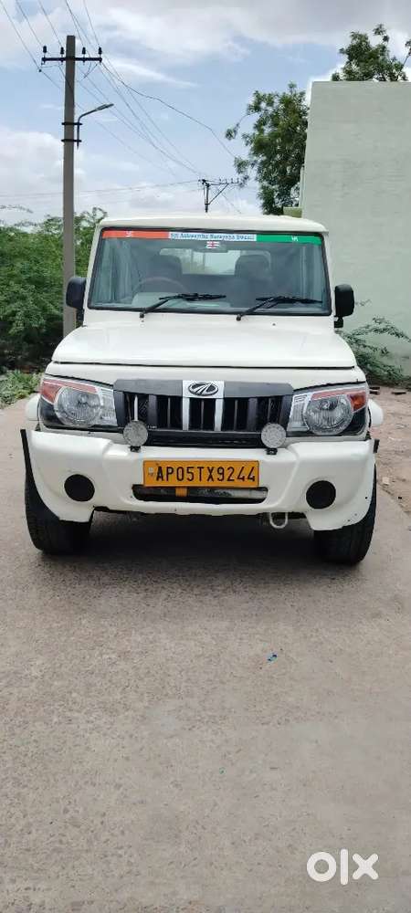 Mahindra Bolero Pik-up 2015 Diesel 220000 Km Driven