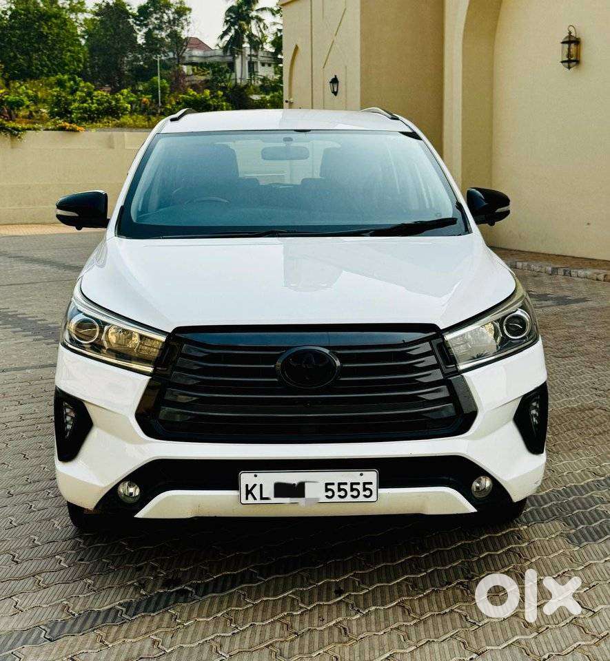 Toyota Innova Crysta 2.8z Automatic, 2018, Diesel